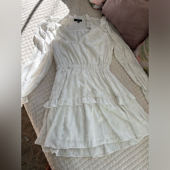 Lulus Dresses & Skirts - Lulus white party dress
